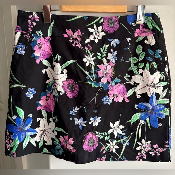 Floral Black Skort with pockets - Picture 1 of 5